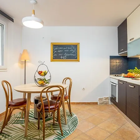 4 Us Apartmán Split